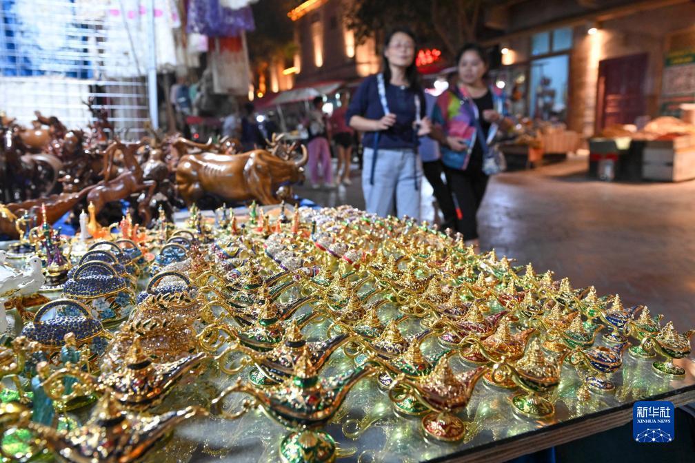 大厅中心棋牌